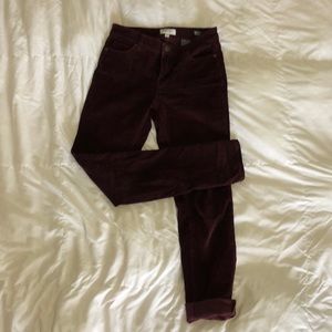 Skinny burgundy corduroy pants